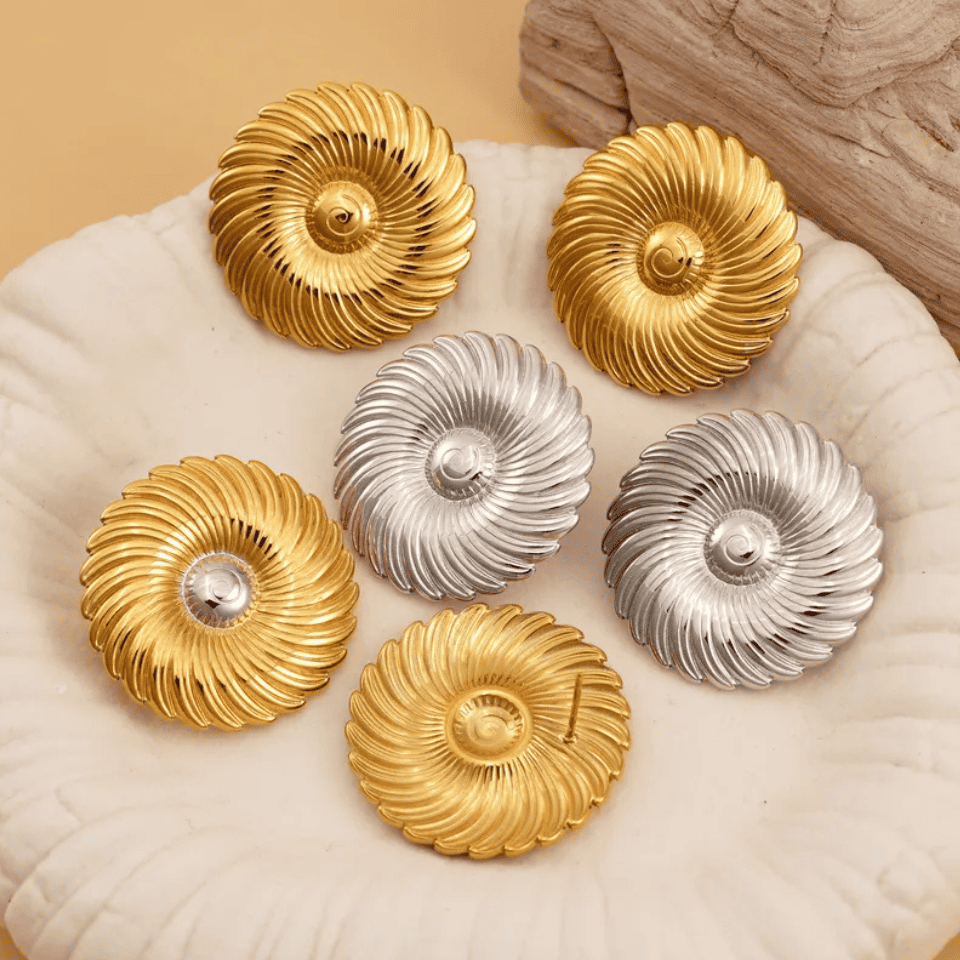18K PVD Gold Plated Plissé Stud Earrings: Aubree